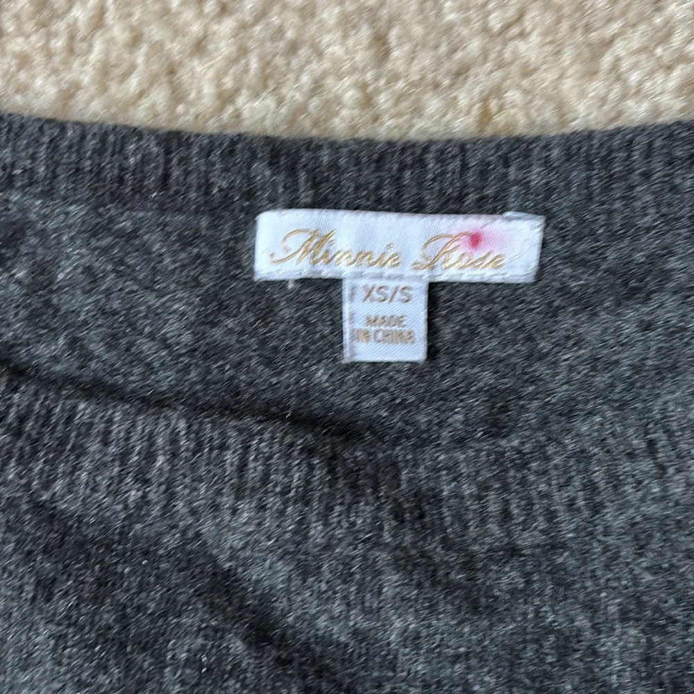 Minnie Rose Cashmere Cropped Oversized Crew